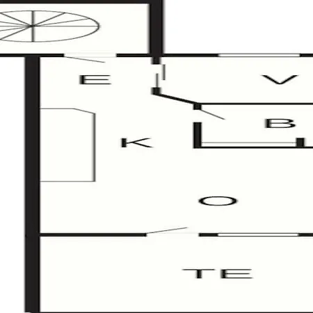 4 Person In Fano-by Traum *