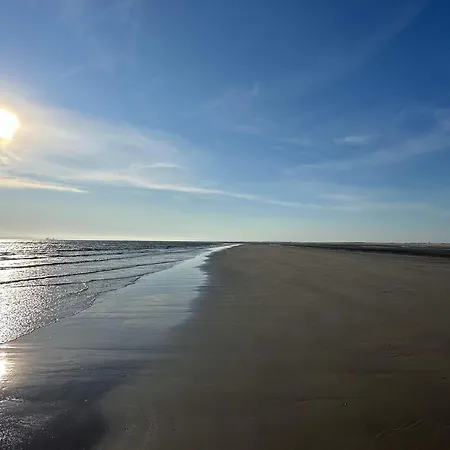 4 Person In Fano-by Traum Fano