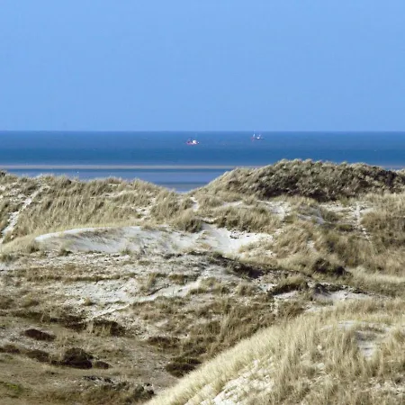 4 Person In Fano-by Traum