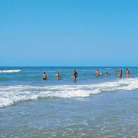 Apartment 4 Person In Fano-by Traum *